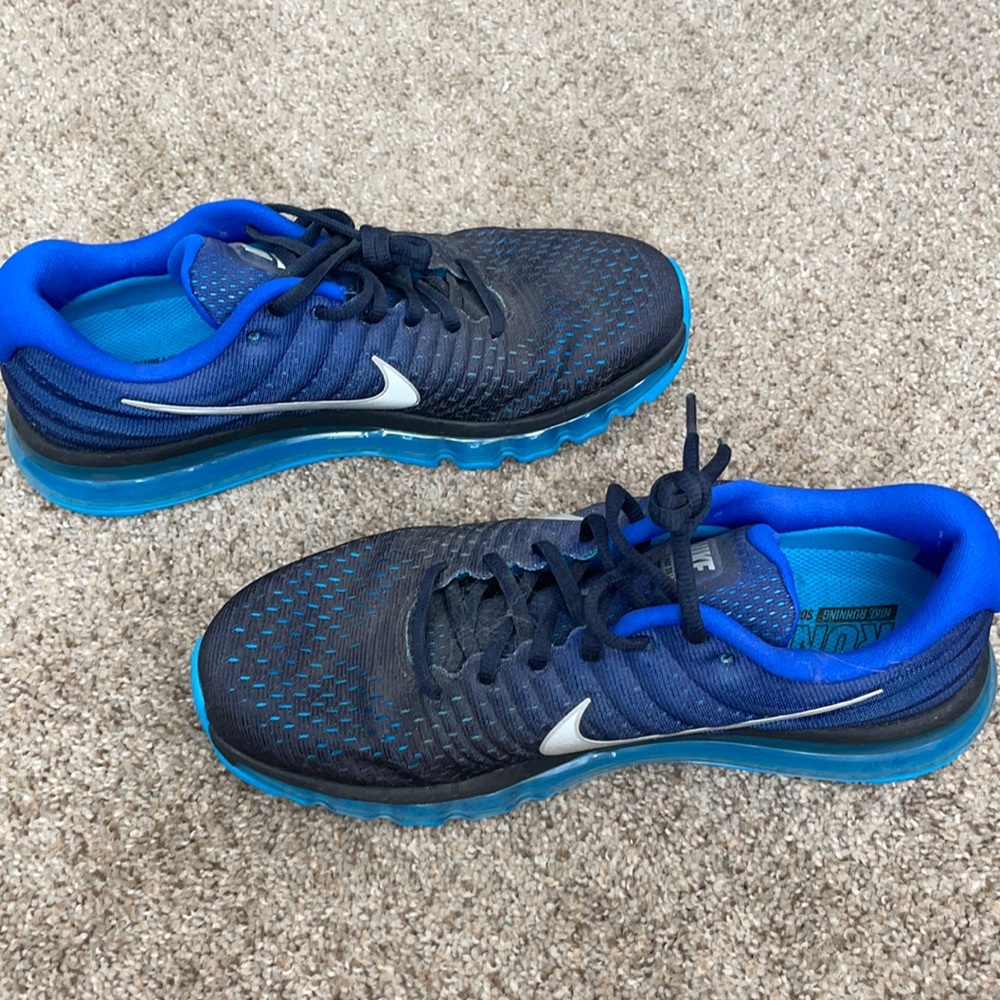 Nike Airmax sneakers